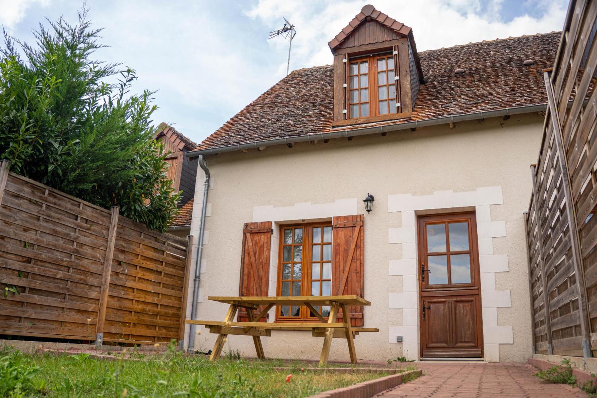 Les Terrasses Des Rossignols Villa Chémery Екстериор снимка